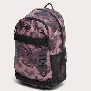 Oakley Unisex The Freshman Skate Laptop Backpack, Metal Camo Toadstool, One Size